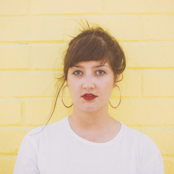 Meet your Posher, Julianna - Picture 1 of 1